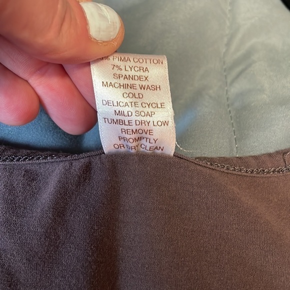 Y2K Peruvian Connection Graphic T-Shirt Small Gray Scoop Casual Luxury Loose - Picture 10 of 13